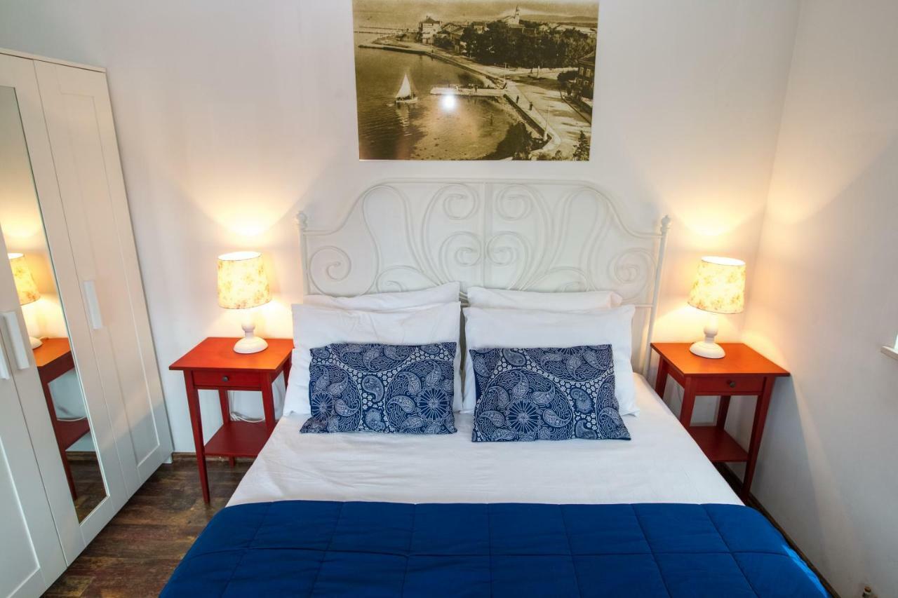 Apartments Emma Biograd Na Moru Ngoại thất bức ảnh