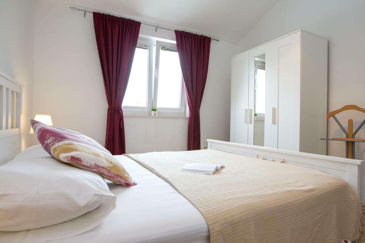 Apartments Emma Biograd Na Moru Ngoại thất bức ảnh