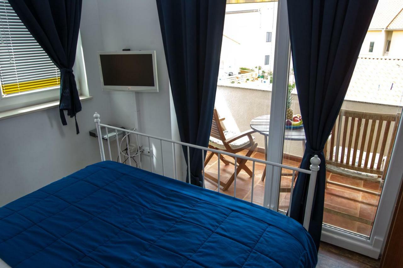 Apartments Emma Biograd Na Moru Ngoại thất bức ảnh